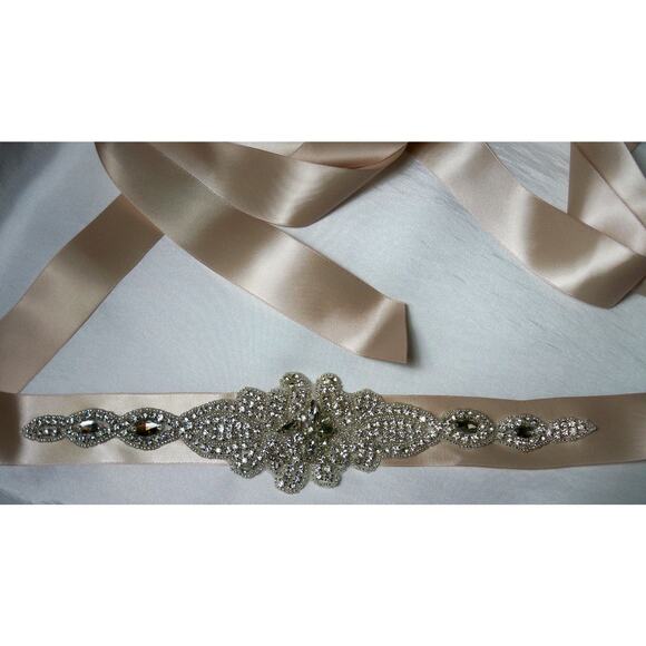 Blush Vanilla Rhinestone Bridal Belt Sash Wedding Belt Prom MOB Party Formal - Picture 3 of 5